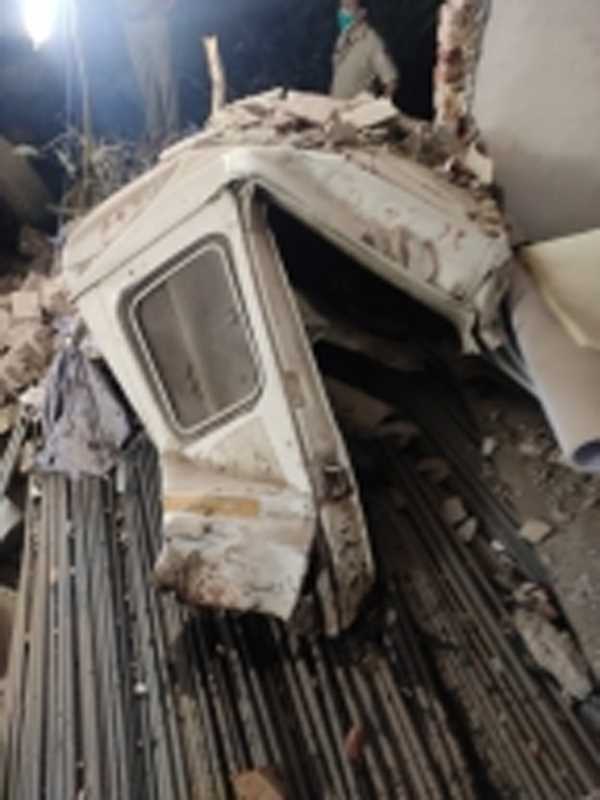 दिल्ली : फैक्ट्री में जा घुसा ट्रक, 2 की मौत